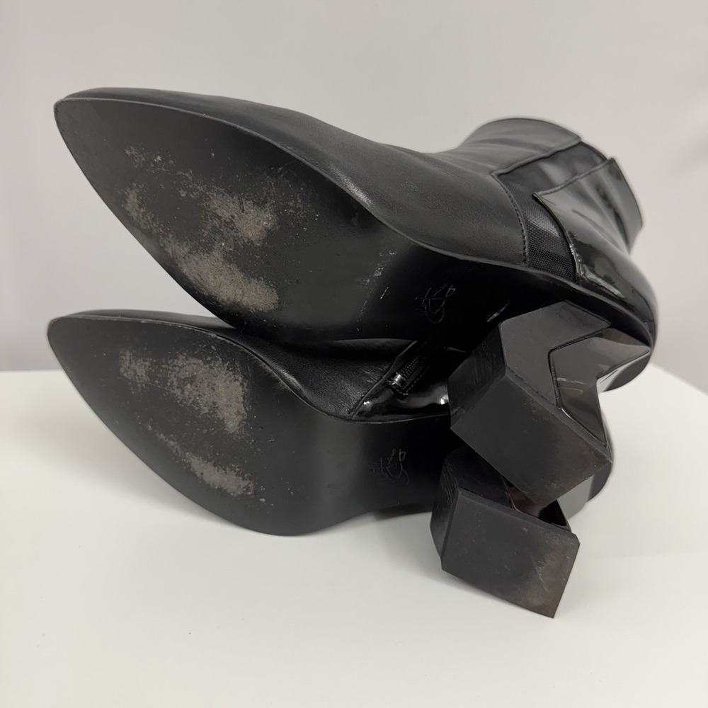 John Fluevog Leather High Ankle Boots Booties Black Sculpted Heels Dust Bag Sz 8 - Picture 10 of 10
